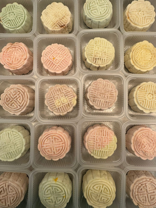 Freeze Dried Moon Cake Dog Treats