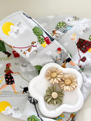 Chicken Cheese Flower Cookies Treats for Dogs & Cats