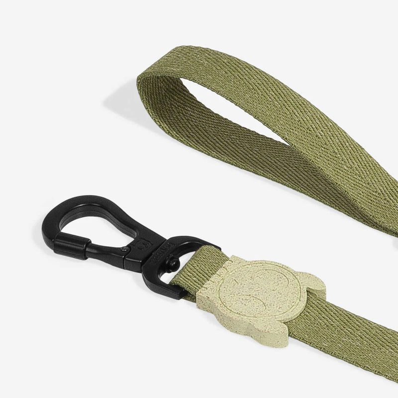 Moss Leash