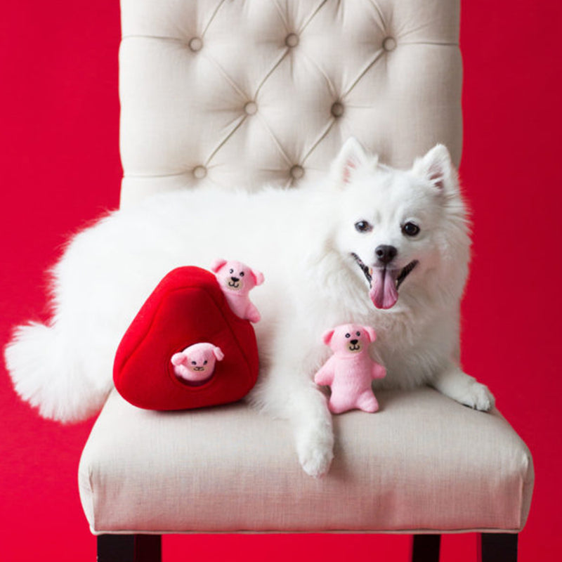 Valentine's Burrow - Heart And Bears Dog Toy